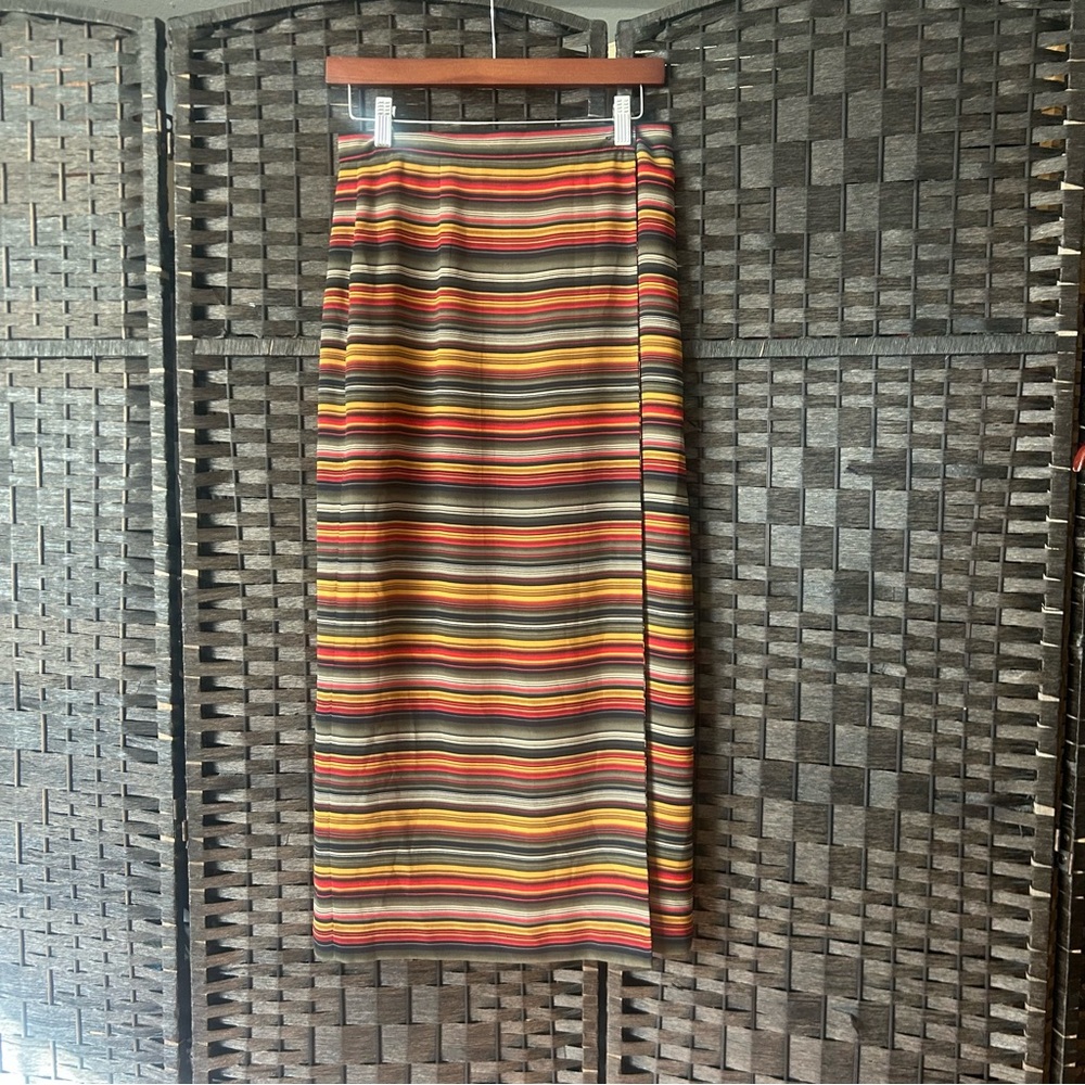 Chaus striped maxi skirt size 8 polyester flowy 
Aztec colors Texas